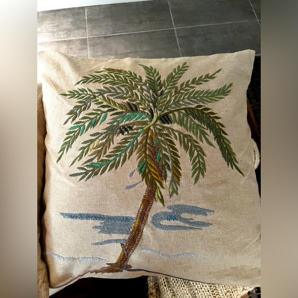 Two each pillow cases for decorative pillows